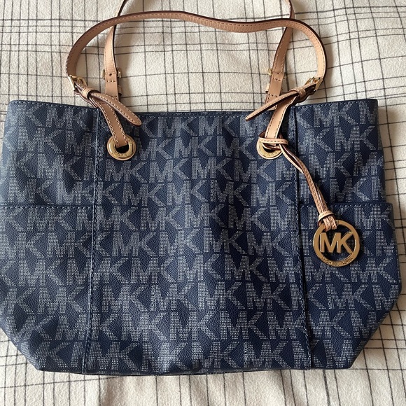 Michael Kors Logo Tote - Blue - nearly new - Picture 2 of 5